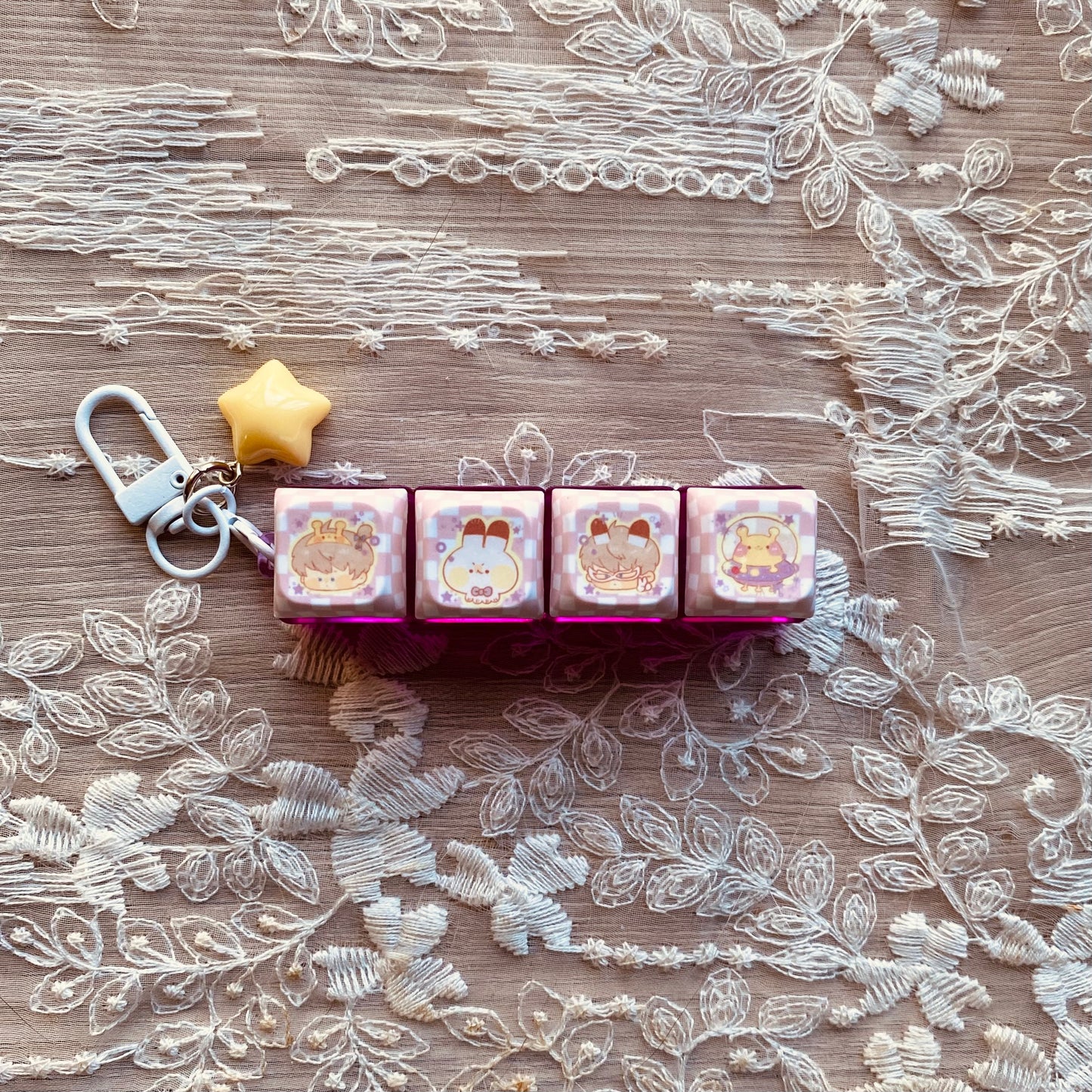 Lads clicky 3rd edition (lights up)